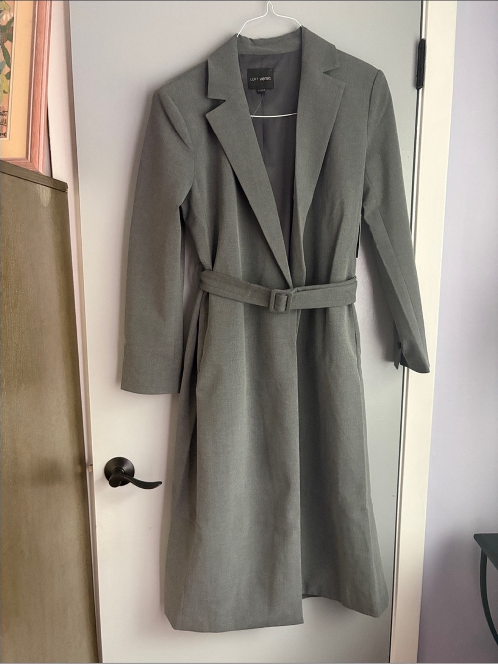 LOFT  versa Long Sleeve Grey Belted Dress